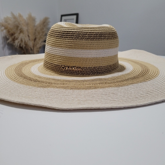 Calvin klein floppy multi color sumer hat - Picture 1 of 8
